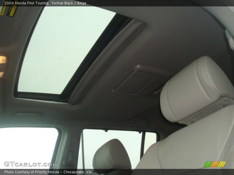 Formal Black / Beige 2009 Honda Pilot Touring