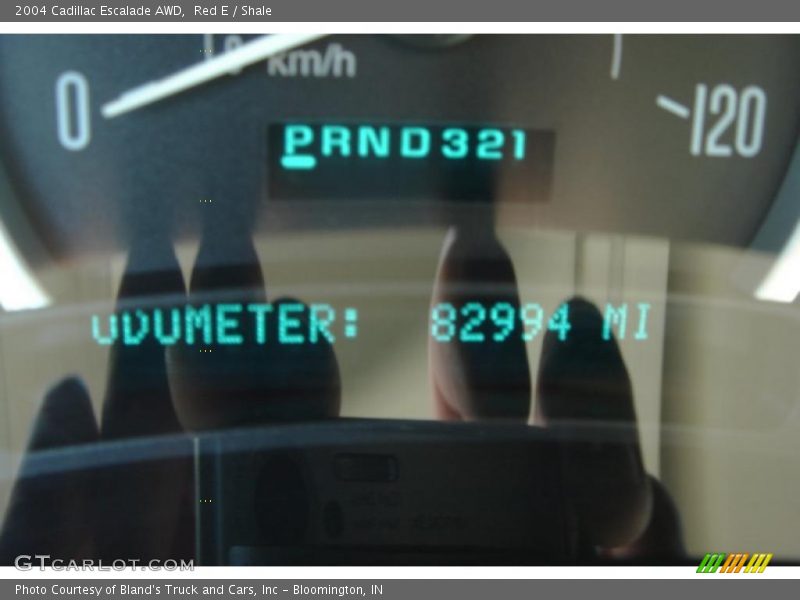 Red E / Shale 2004 Cadillac Escalade AWD
