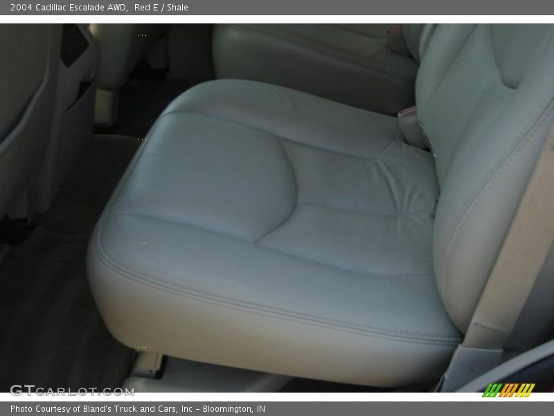 Red E / Shale 2004 Cadillac Escalade AWD