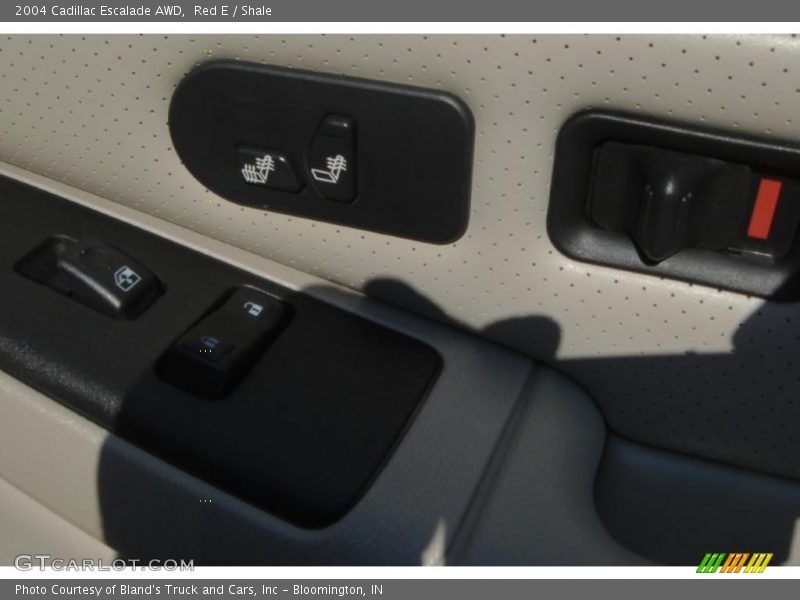 Red E / Shale 2004 Cadillac Escalade AWD