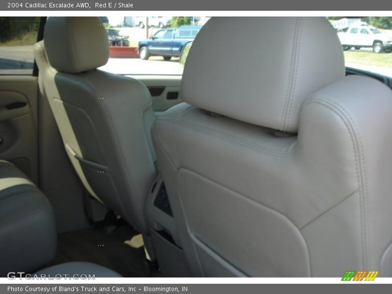 Red E / Shale 2004 Cadillac Escalade AWD