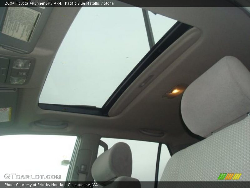 Pacific Blue Metallic / Stone 2004 Toyota 4Runner SR5 4x4