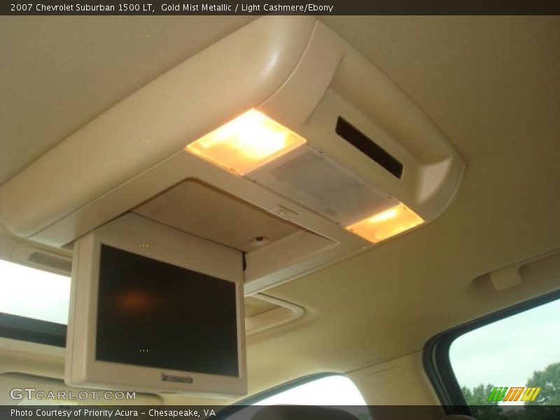 Gold Mist Metallic / Light Cashmere/Ebony 2007 Chevrolet Suburban 1500 LT