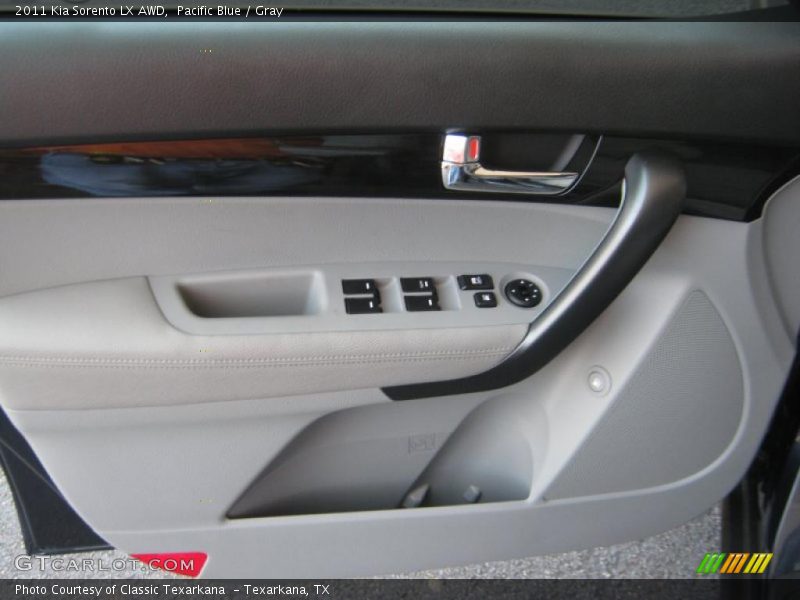 Pacific Blue / Gray 2011 Kia Sorento LX AWD