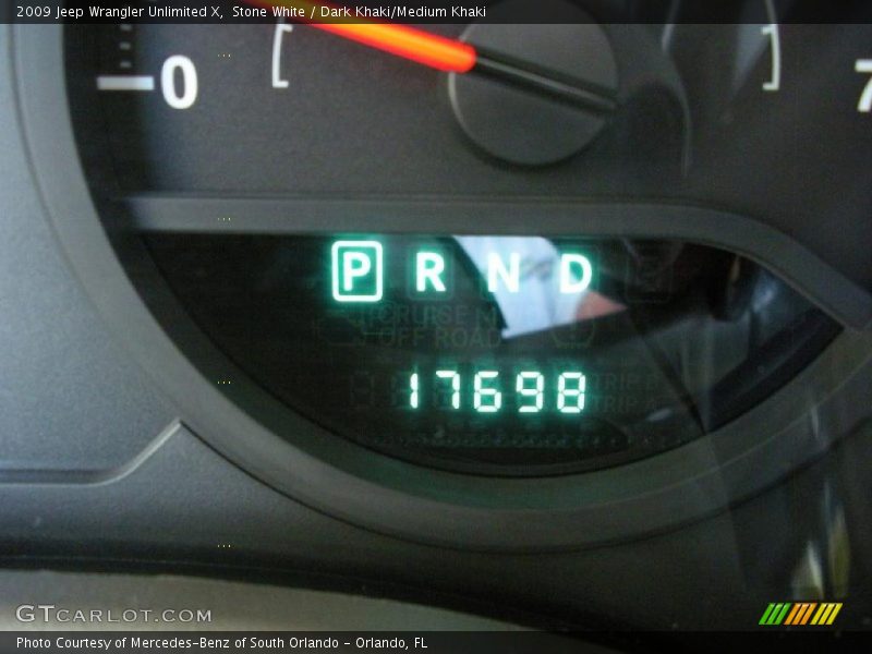 Stone White / Dark Khaki/Medium Khaki 2009 Jeep Wrangler Unlimited X