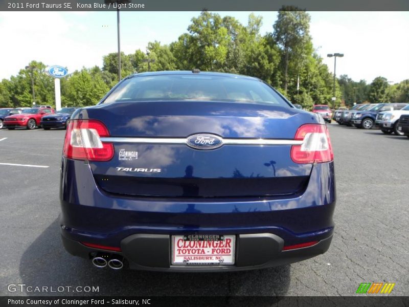 Kona Blue / Light Stone 2011 Ford Taurus SE