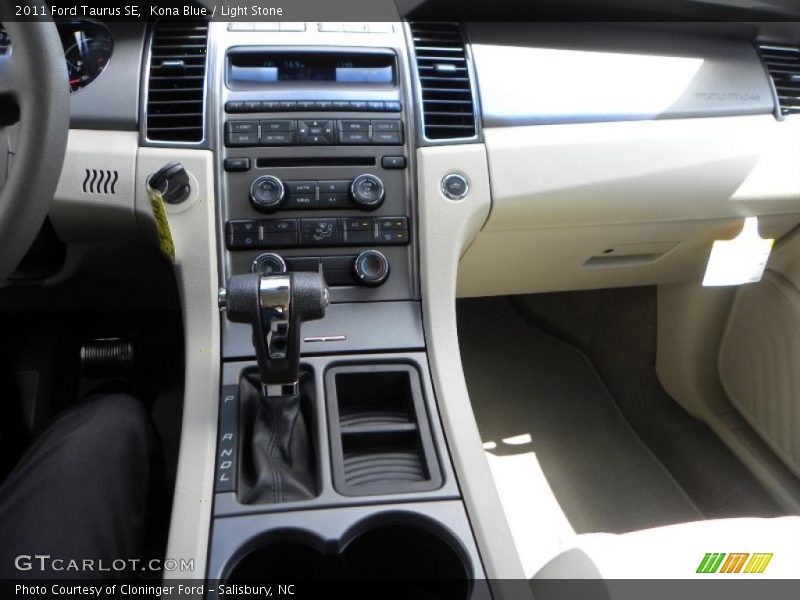 Kona Blue / Light Stone 2011 Ford Taurus SE