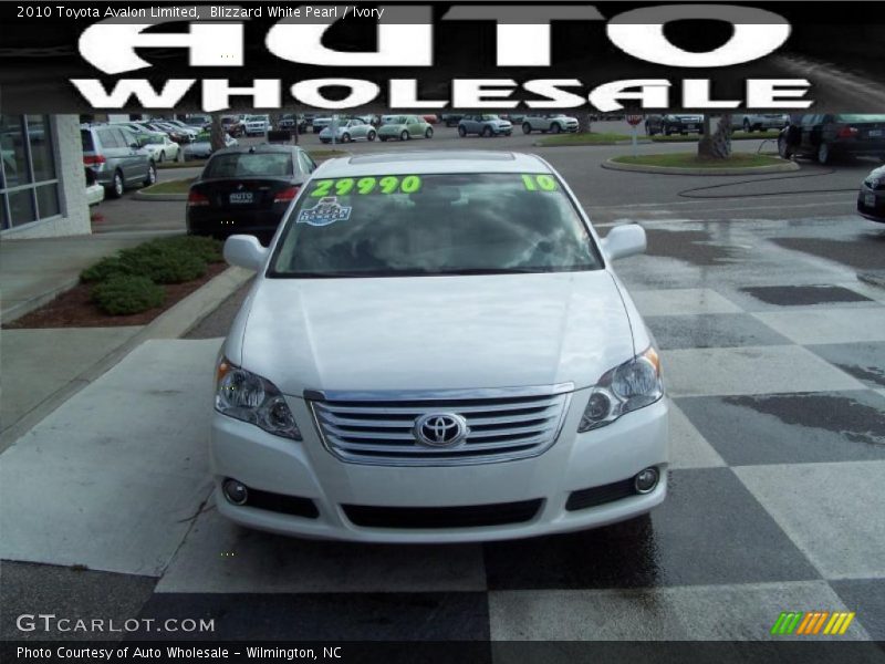 Blizzard White Pearl / Ivory 2010 Toyota Avalon Limited