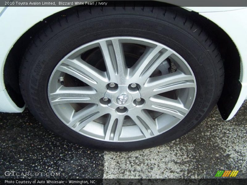 Blizzard White Pearl / Ivory 2010 Toyota Avalon Limited