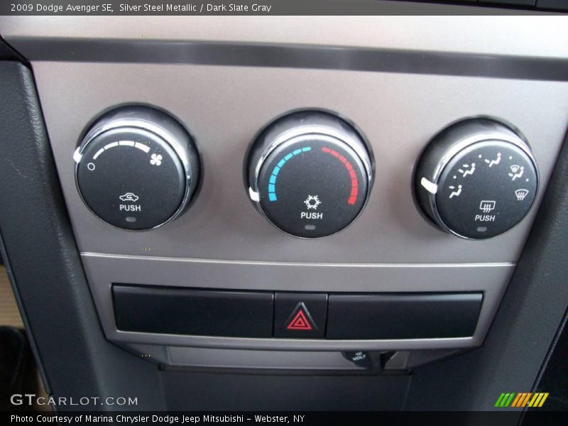 Silver Steel Metallic / Dark Slate Gray 2009 Dodge Avenger SE