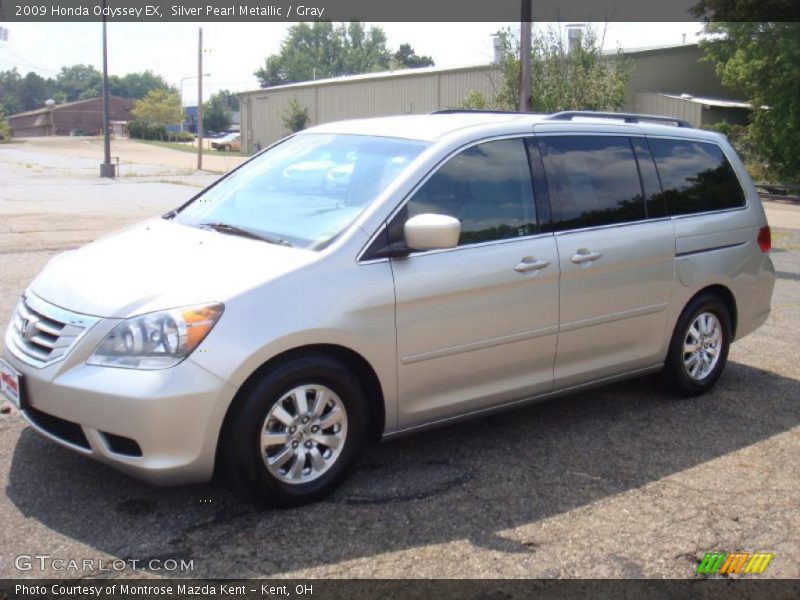 Silver Pearl Metallic / Gray 2009 Honda Odyssey EX