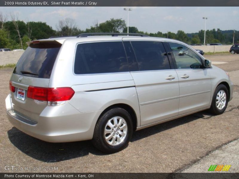 Silver Pearl Metallic / Gray 2009 Honda Odyssey EX