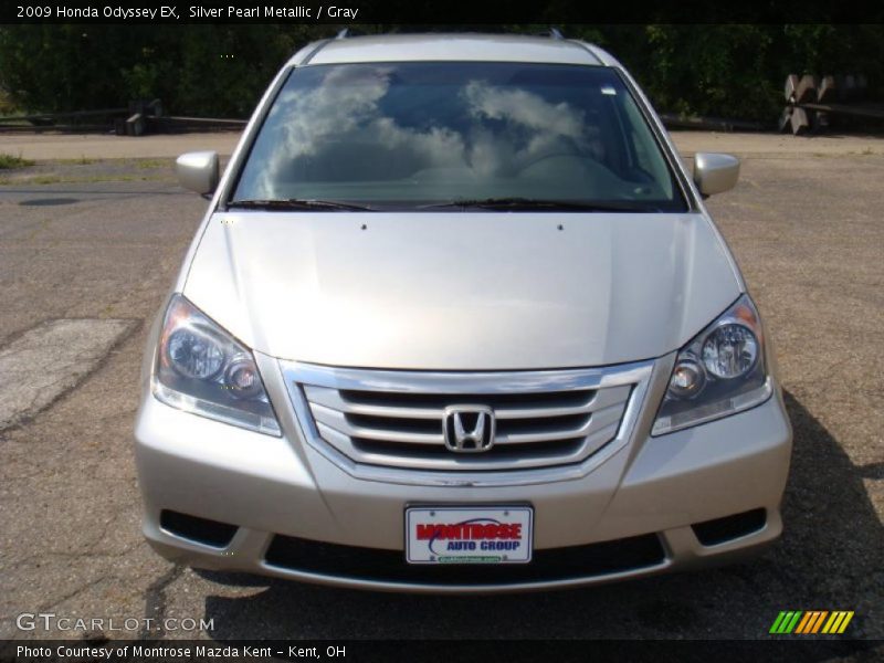 Silver Pearl Metallic / Gray 2009 Honda Odyssey EX