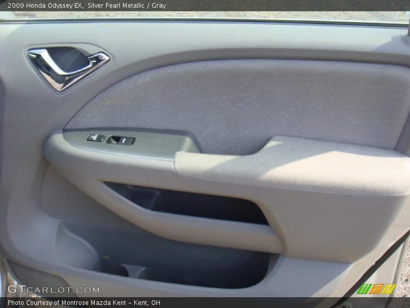 Silver Pearl Metallic / Gray 2009 Honda Odyssey EX