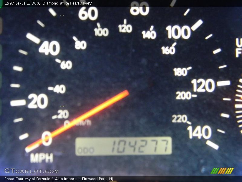 Diamond White Pearl / Ivory 1997 Lexus ES 300