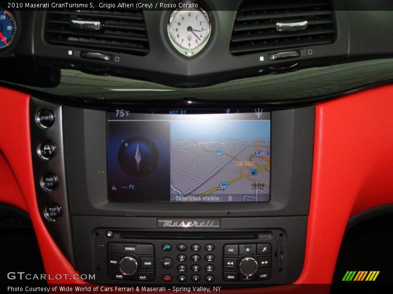 Grigio Alfieri (Grey) / Rosso Corallo 2010 Maserati GranTurismo S