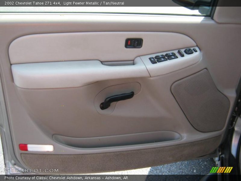 Light Pewter Metallic / Tan/Neutral 2002 Chevrolet Tahoe Z71 4x4
