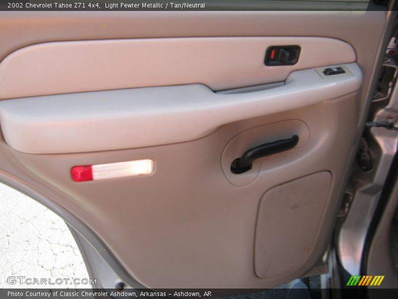 Light Pewter Metallic / Tan/Neutral 2002 Chevrolet Tahoe Z71 4x4