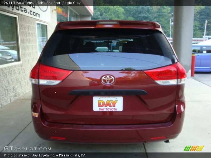 Salsa Red Pearl / Light Gray 2011 Toyota Sienna