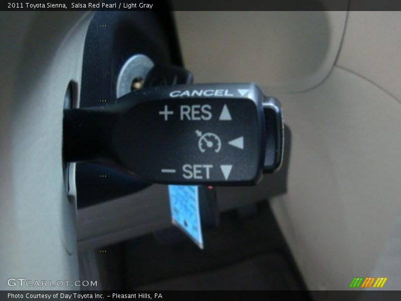 Salsa Red Pearl / Light Gray 2011 Toyota Sienna