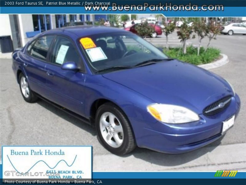 Patriot Blue Metallic / Dark Charcoal 2003 Ford Taurus SE