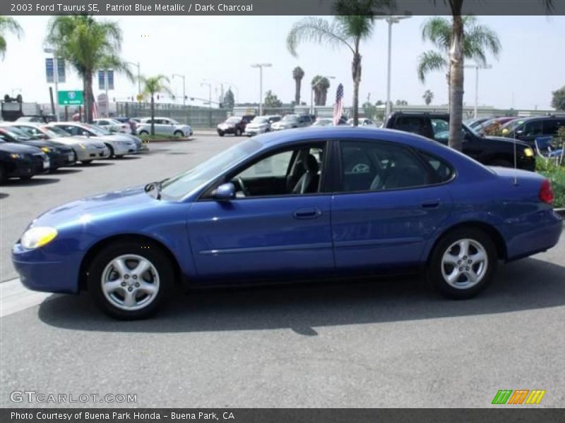 Patriot Blue Metallic / Dark Charcoal 2003 Ford Taurus SE