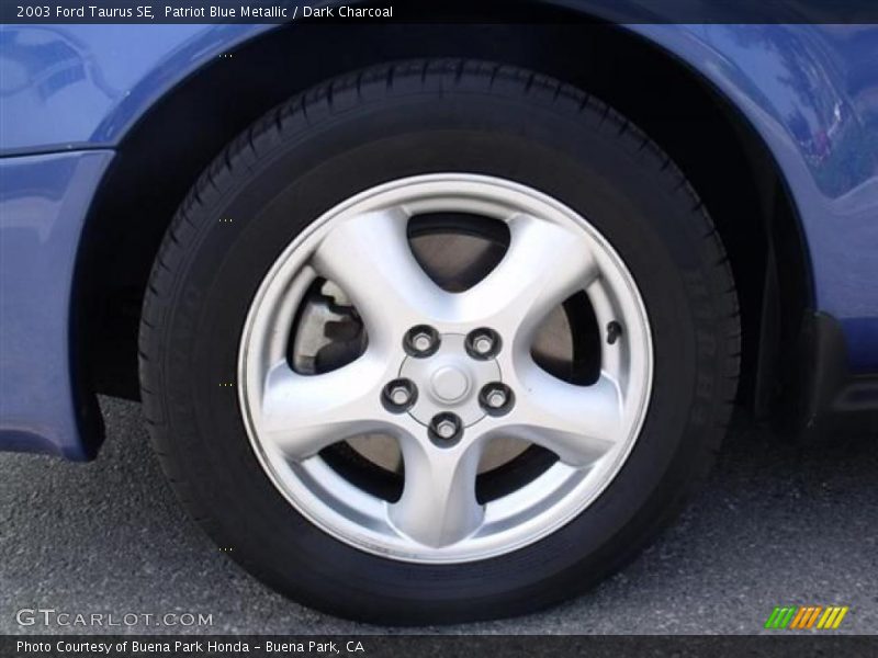 Patriot Blue Metallic / Dark Charcoal 2003 Ford Taurus SE