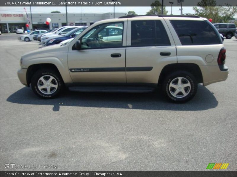Sandstone Metallic / Light Cashmere 2004 Chevrolet TrailBlazer LS