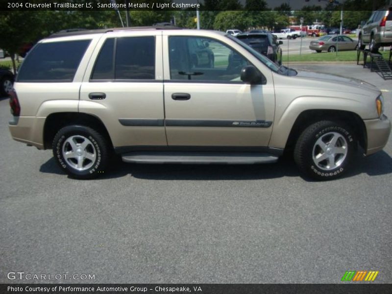 Sandstone Metallic / Light Cashmere 2004 Chevrolet TrailBlazer LS