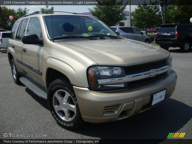 Sandstone Metallic / Light Cashmere 2004 Chevrolet TrailBlazer LS