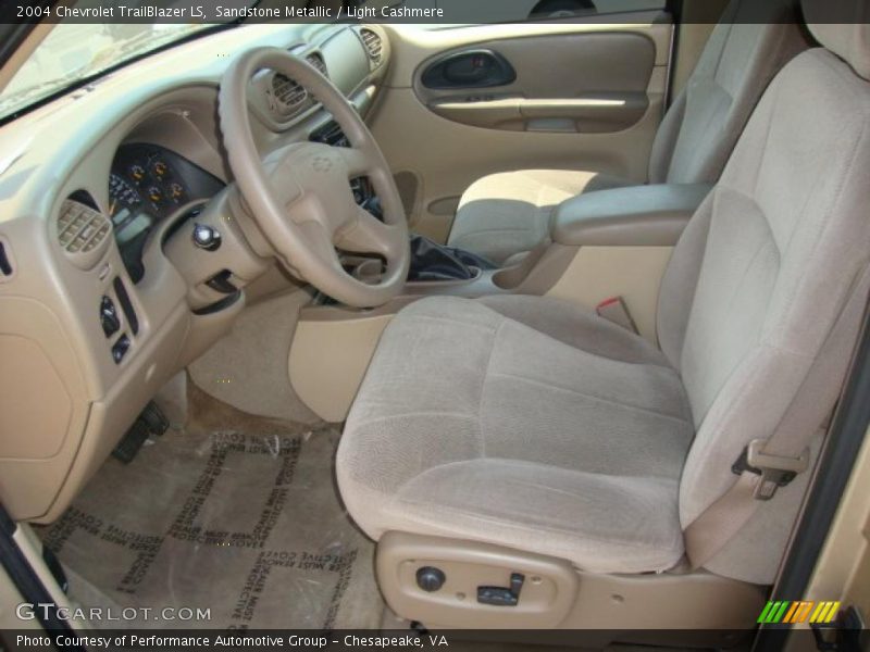 Sandstone Metallic / Light Cashmere 2004 Chevrolet TrailBlazer LS