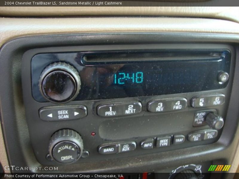 Sandstone Metallic / Light Cashmere 2004 Chevrolet TrailBlazer LS