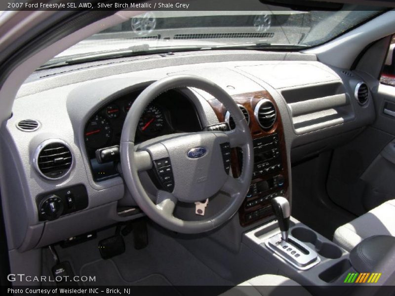 Silver Birch Metallic / Shale Grey 2007 Ford Freestyle SEL AWD