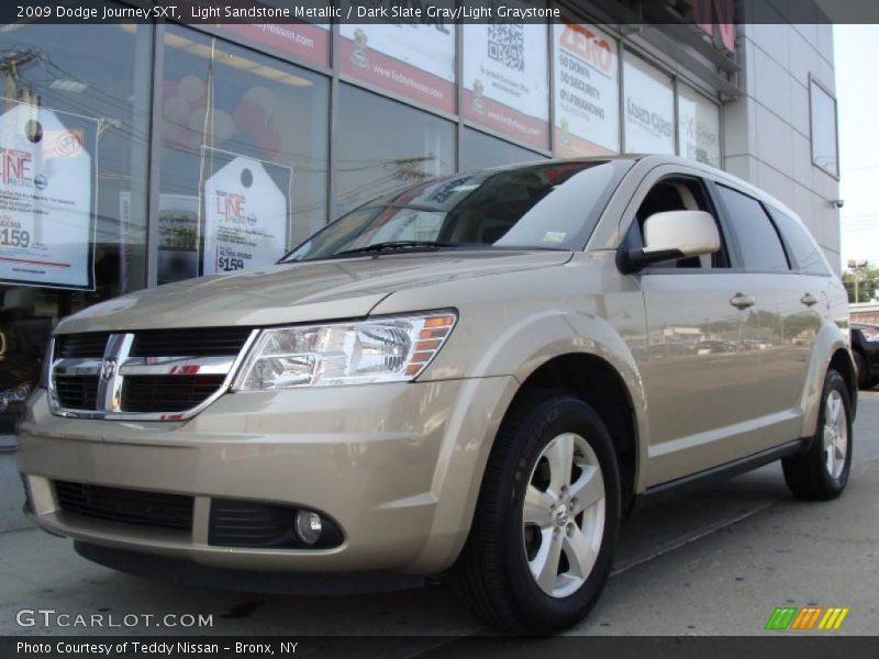 Light Sandstone Metallic / Dark Slate Gray/Light Graystone 2009 Dodge Journey SXT