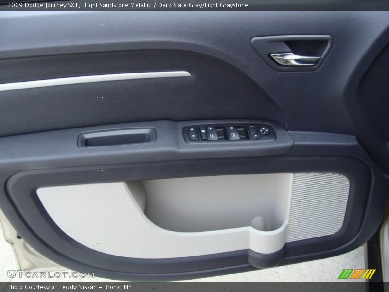 Light Sandstone Metallic / Dark Slate Gray/Light Graystone 2009 Dodge Journey SXT