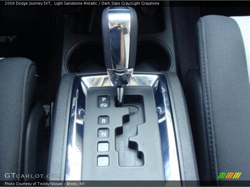 Light Sandstone Metallic / Dark Slate Gray/Light Graystone 2009 Dodge Journey SXT