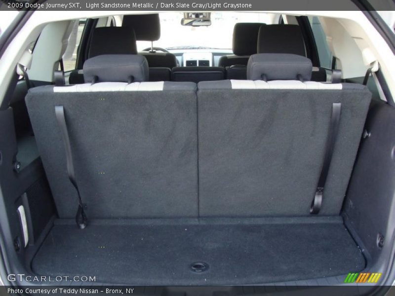 Light Sandstone Metallic / Dark Slate Gray/Light Graystone 2009 Dodge Journey SXT
