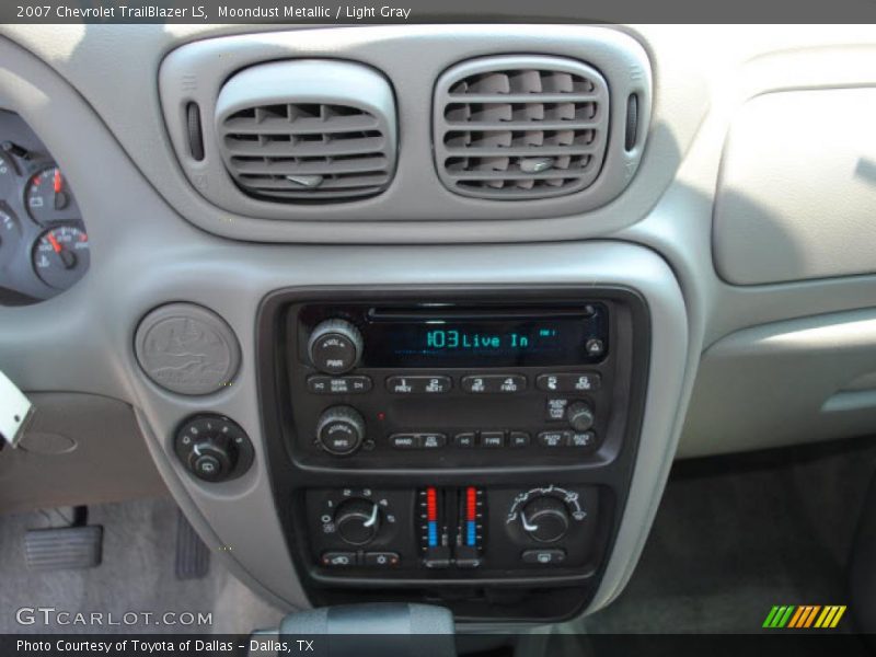 Moondust Metallic / Light Gray 2007 Chevrolet TrailBlazer LS