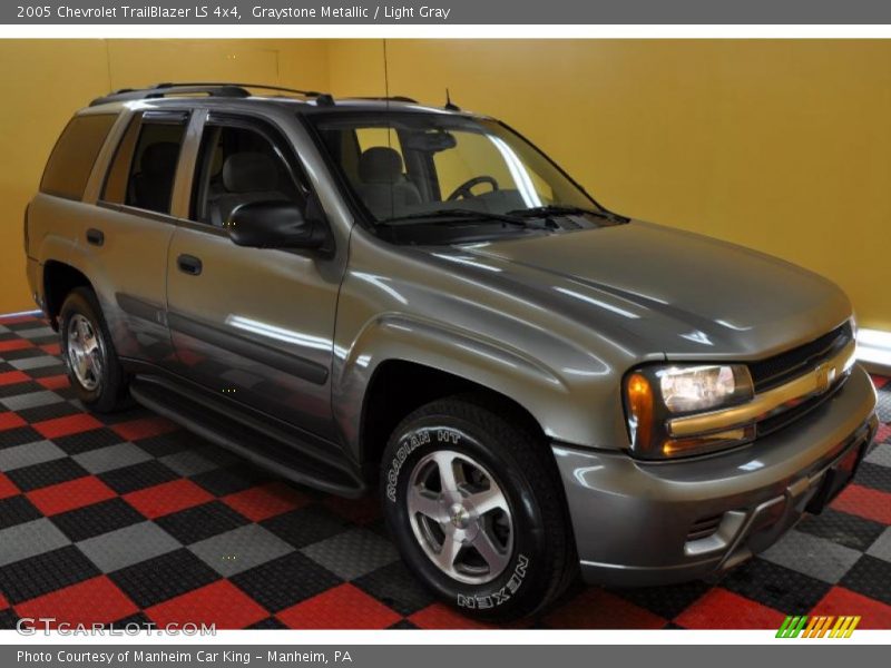 Graystone Metallic / Light Gray 2005 Chevrolet TrailBlazer LS 4x4