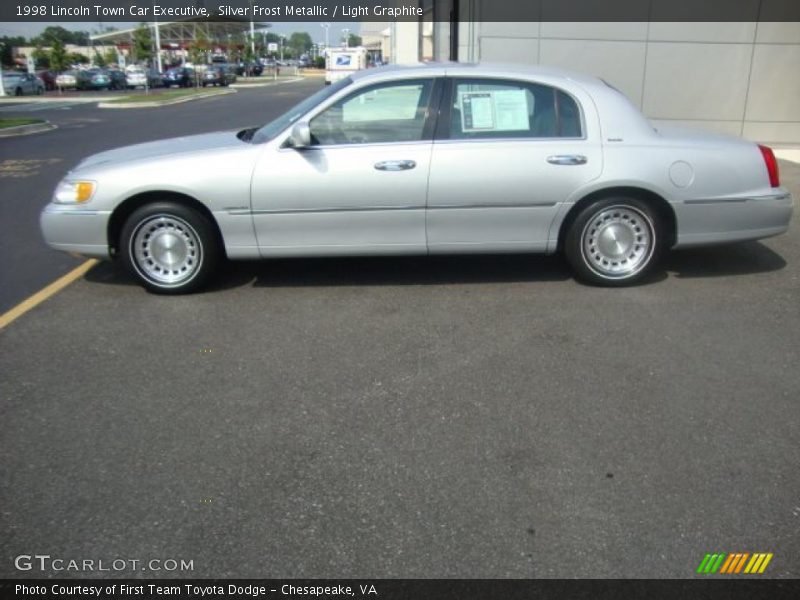 Silver Frost Metallic / Light Graphite 1998 Lincoln Town Car Executive