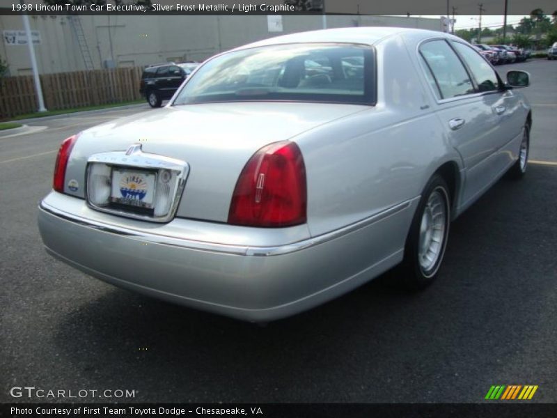 Silver Frost Metallic / Light Graphite 1998 Lincoln Town Car Executive
