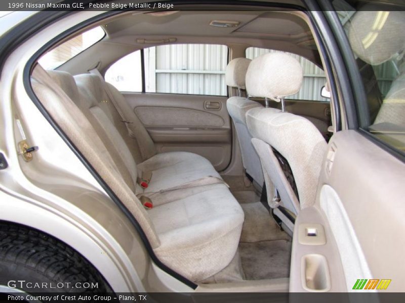 Pebble Beige Metallic / Beige 1996 Nissan Maxima GLE