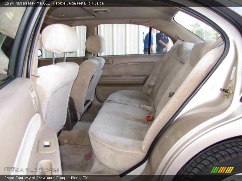 Pebble Beige Metallic / Beige 1996 Nissan Maxima GLE