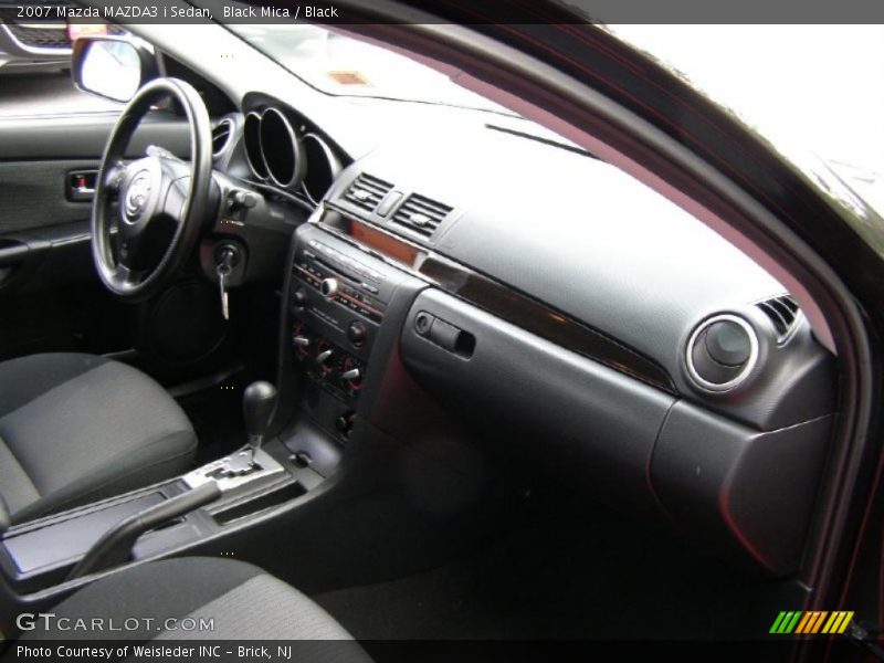 Black Mica / Black 2007 Mazda MAZDA3 i Sedan