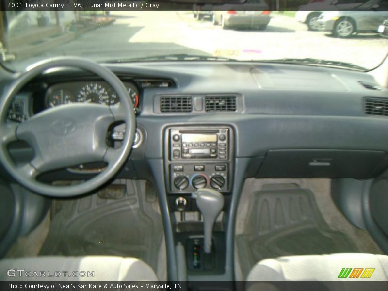 Lunar Mist Metallic / Gray 2001 Toyota Camry LE V6