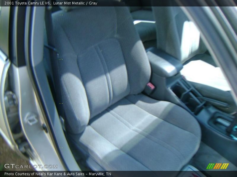 Lunar Mist Metallic / Gray 2001 Toyota Camry LE V6
