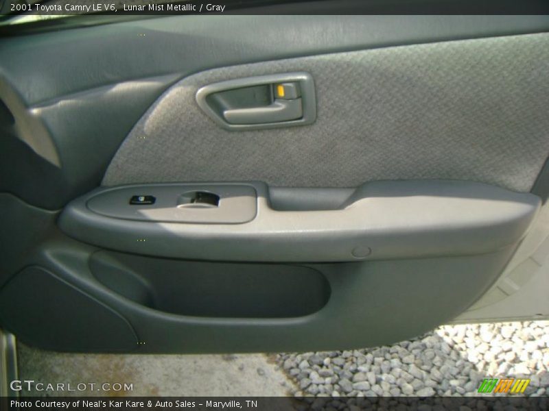 Lunar Mist Metallic / Gray 2001 Toyota Camry LE V6