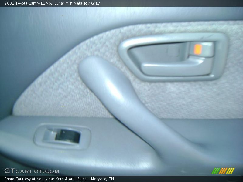 Lunar Mist Metallic / Gray 2001 Toyota Camry LE V6