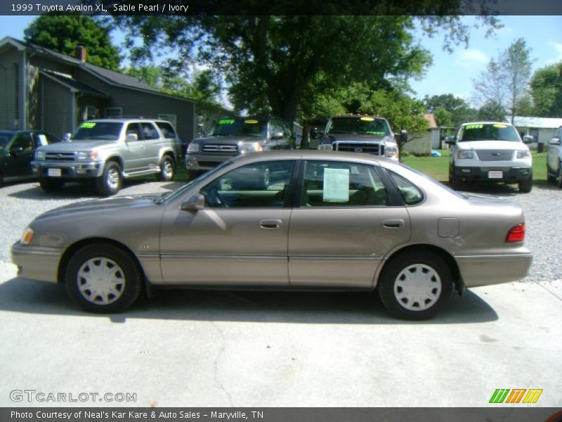 Sable Pearl / Ivory 1999 Toyota Avalon XL