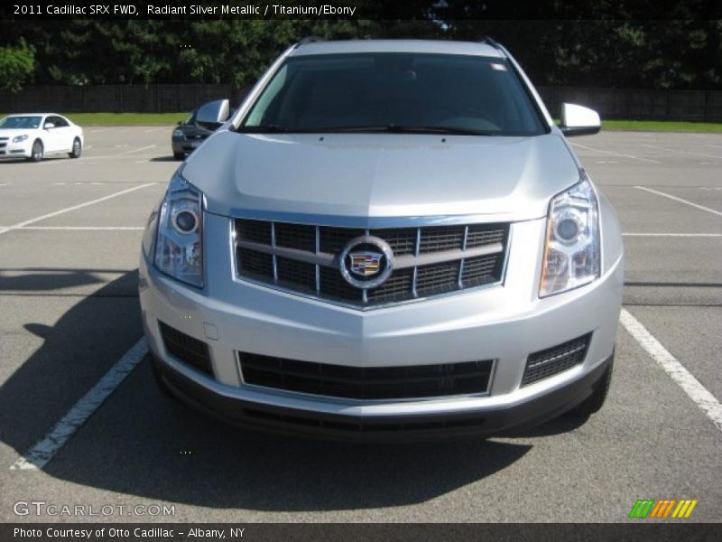 Radiant Silver Metallic / Titanium/Ebony 2011 Cadillac SRX FWD